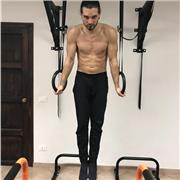Sono un istruttore di Calisthenics ed offro lezioni private e mirate per chi vuole approcciarsi o migliorare in questa disciplina